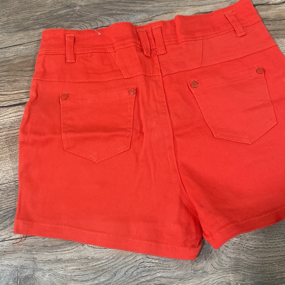 ⭕️3for$15⭕️ Red high waisted shorts - Picture 6 of 8